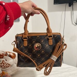 Elegant Shoulder & Crossbody Purse